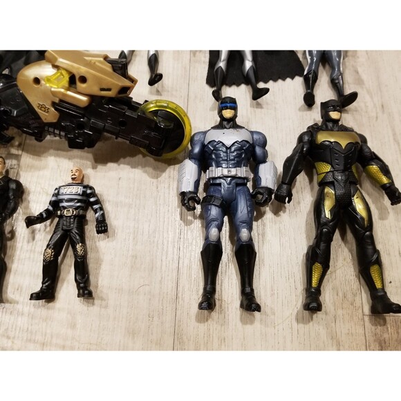 Vintage Kenner Batman Animated Series Figure Lot Of 12 Batcycle Quicktek Tank - Picture 3 of 7